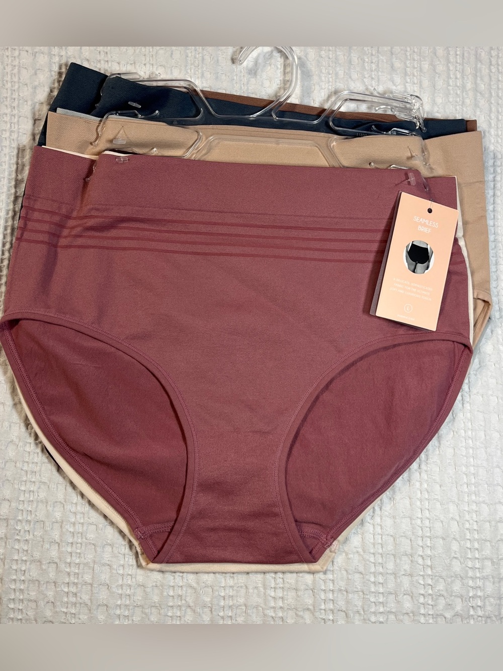 NWT Yummie 7pk Shadow Stripe Seamless Briefs Large Brown Ivory Beige Blue